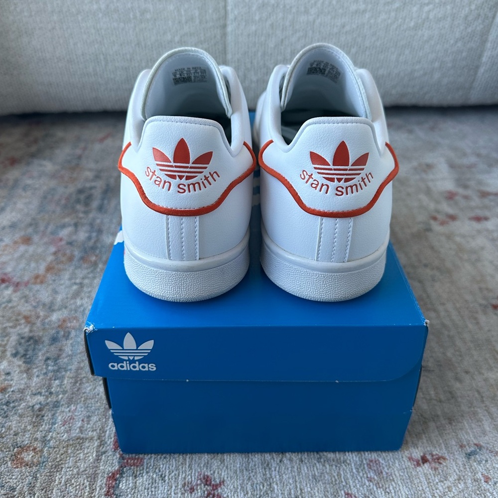 Adidas Stan Smith White Sneakers - Picture 5 of 9